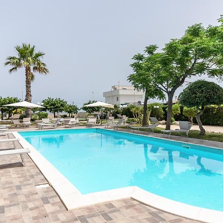 Pietramare Luxury Suites Бари Экстерьер фото