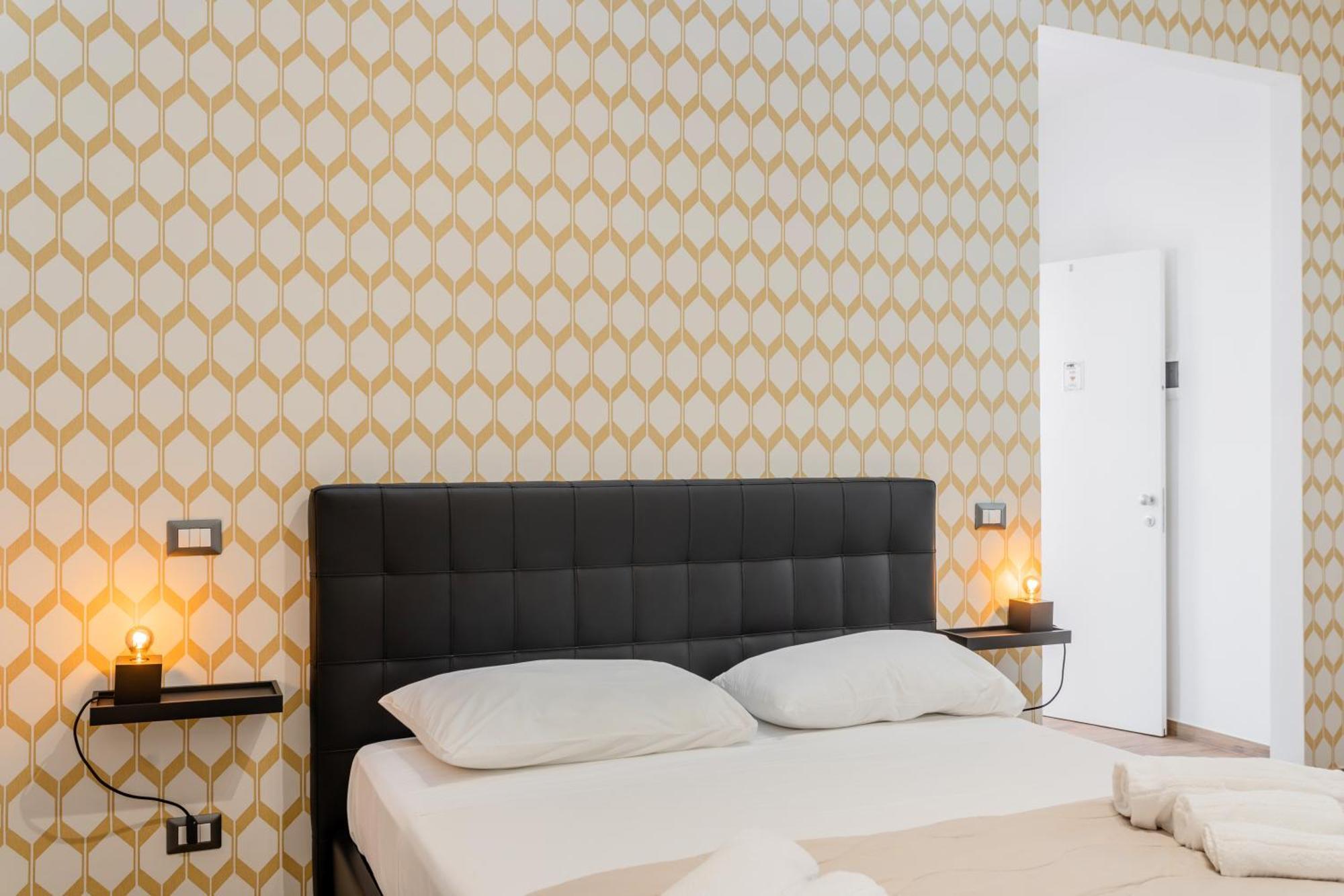 Pietramare Luxury Suites Бари Экстерьер фото
