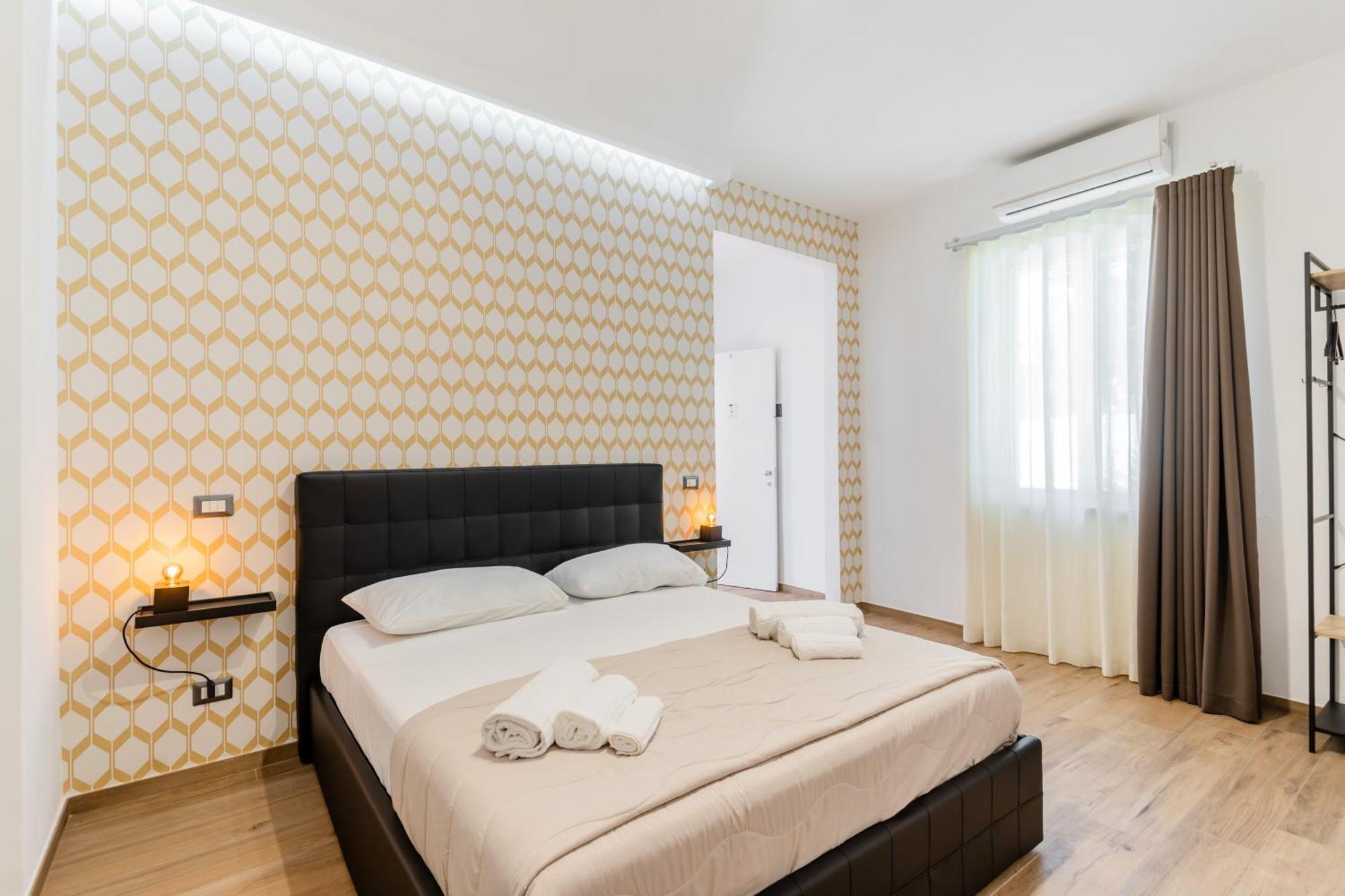 Pietramare Luxury Suites Бари Экстерьер фото