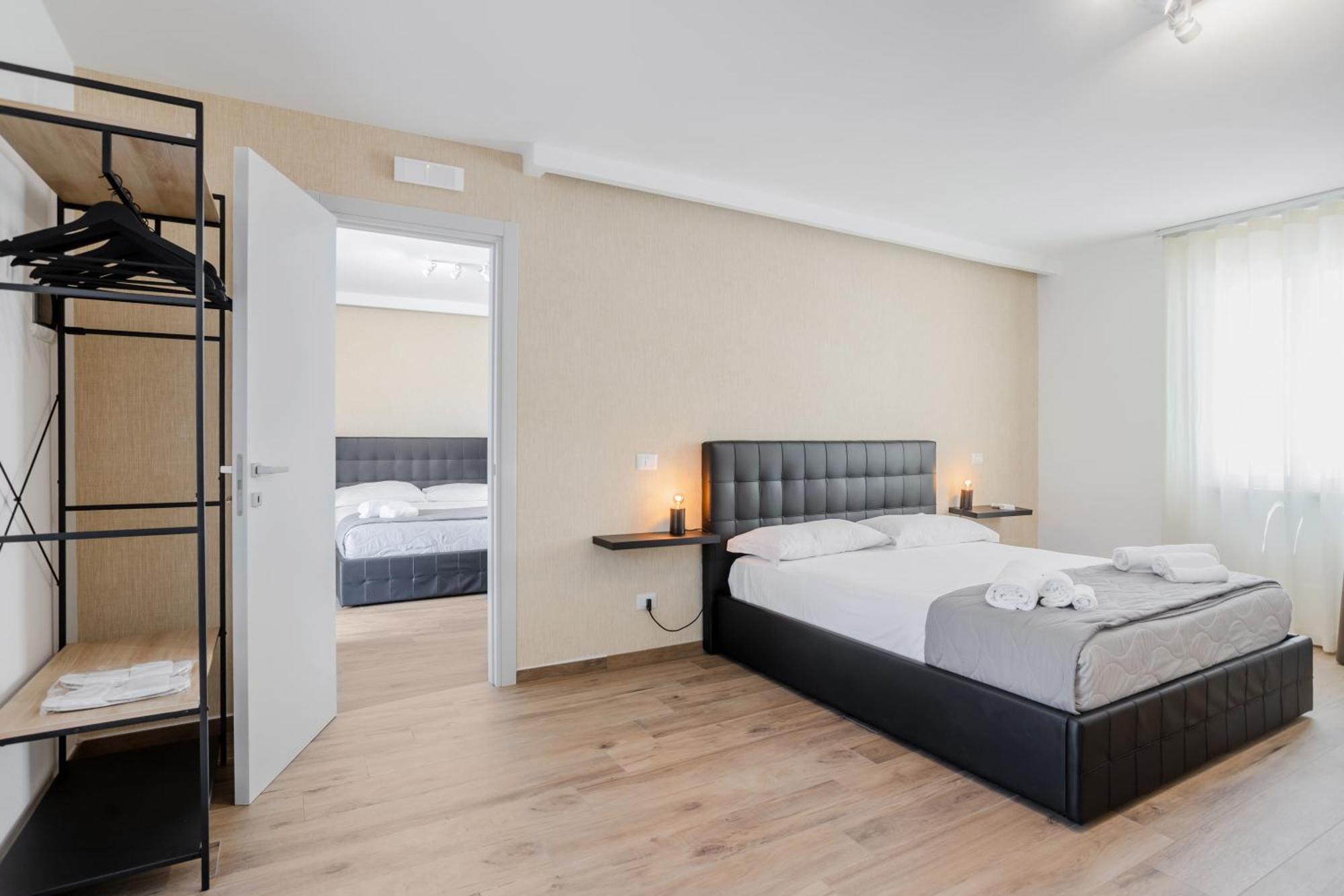 Pietramare Luxury Suites Бари Экстерьер фото
