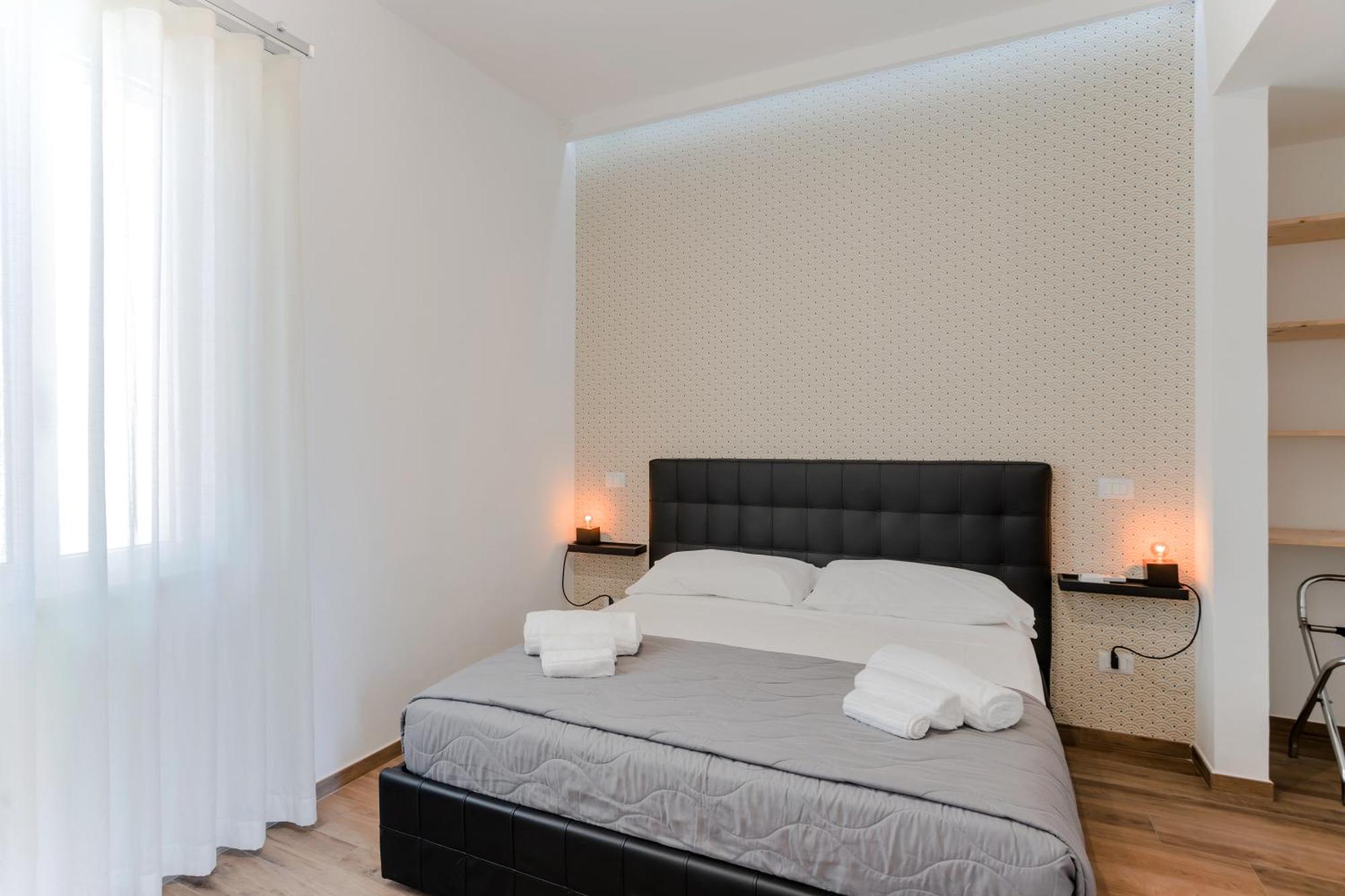 Pietramare Luxury Suites Бари Экстерьер фото