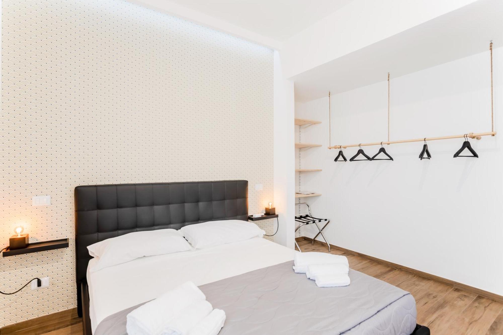 Pietramare Luxury Suites Бари Экстерьер фото